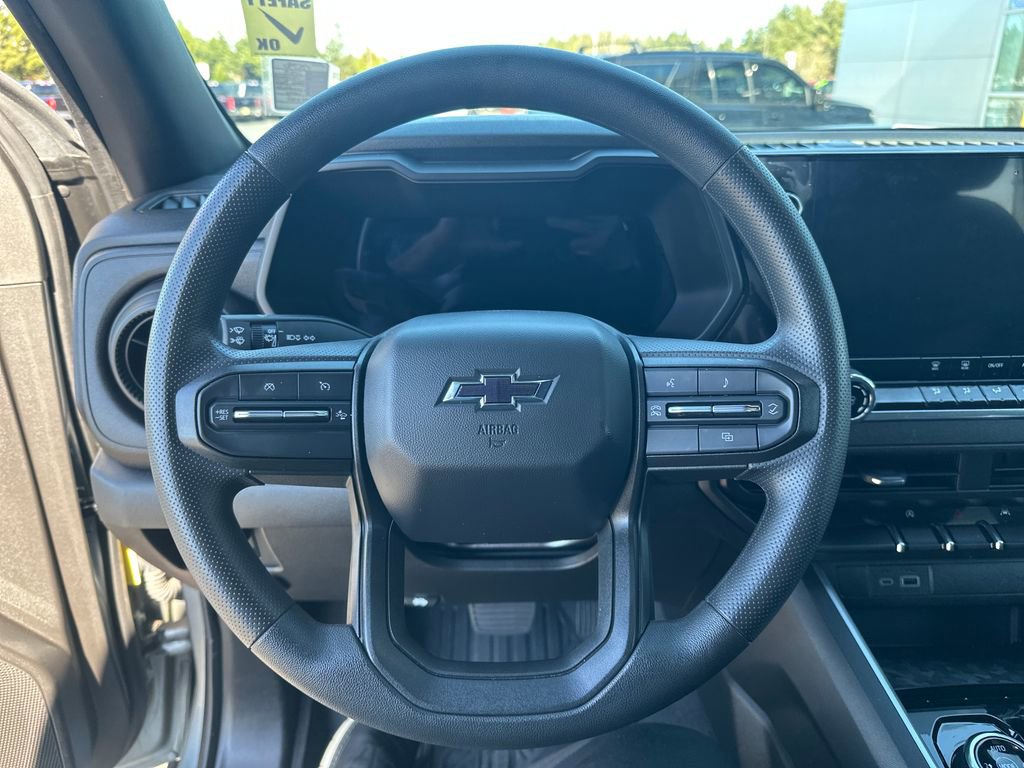 Used 2023 Chevrolet Colorado Trail Boss w/ Technology Package AWD/4WD image 14