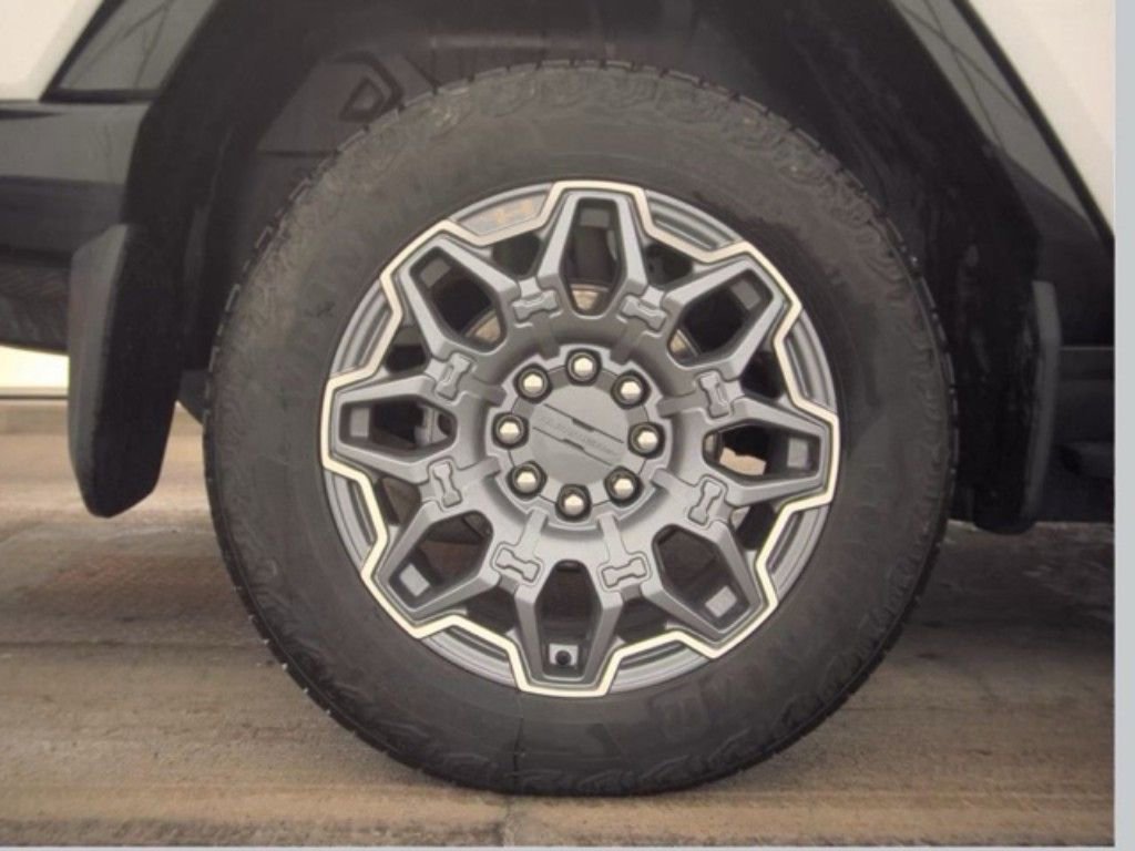 Used 2025 GMC Hummer EV 3X w/ LPO, Sport Package image 20