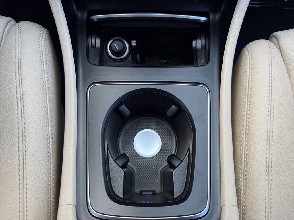 Used 2018 Mercedes-Benz CLA 250 image 31