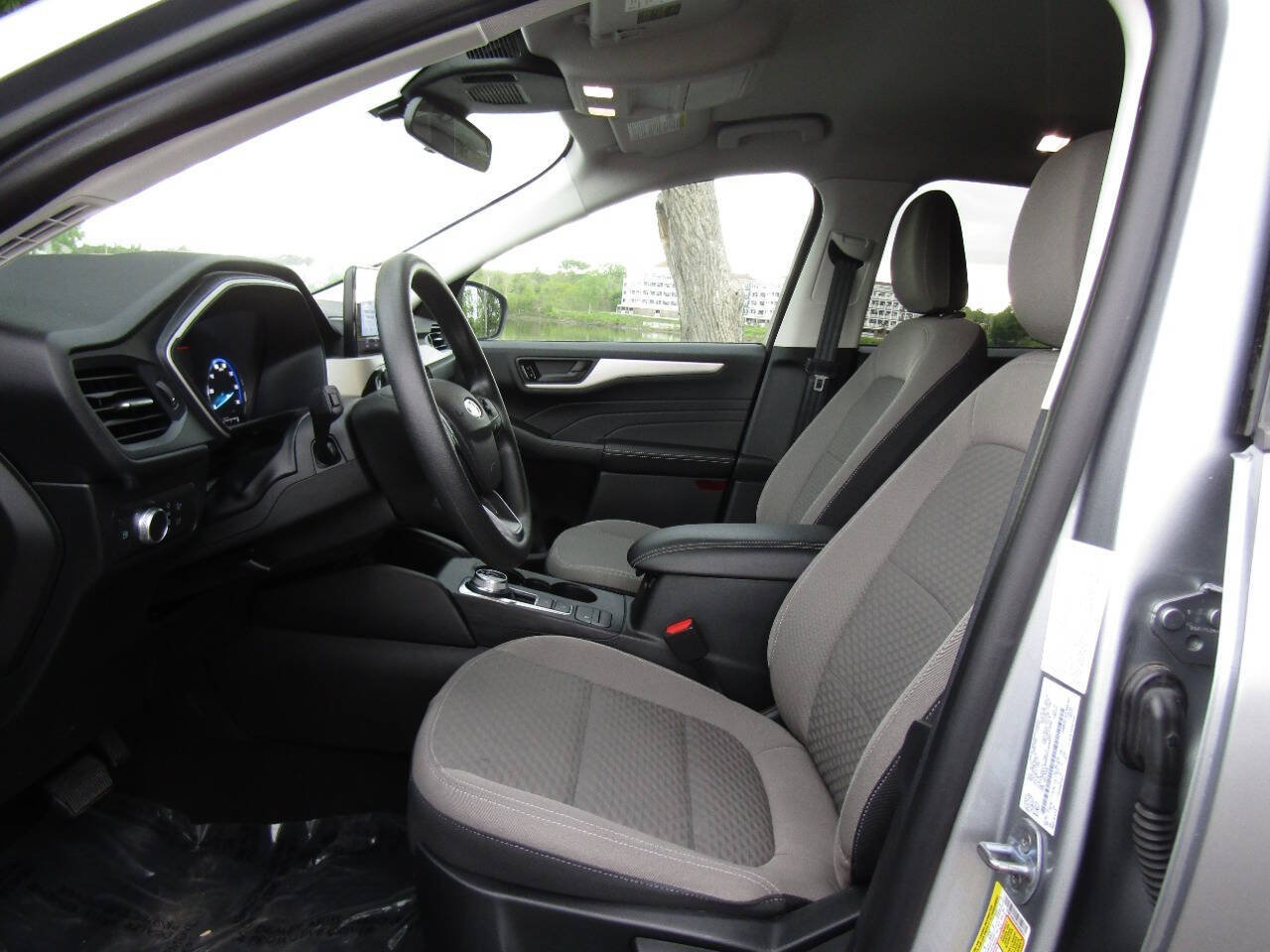 Used 2022 Ford Escape SE AWD/4WD image 10