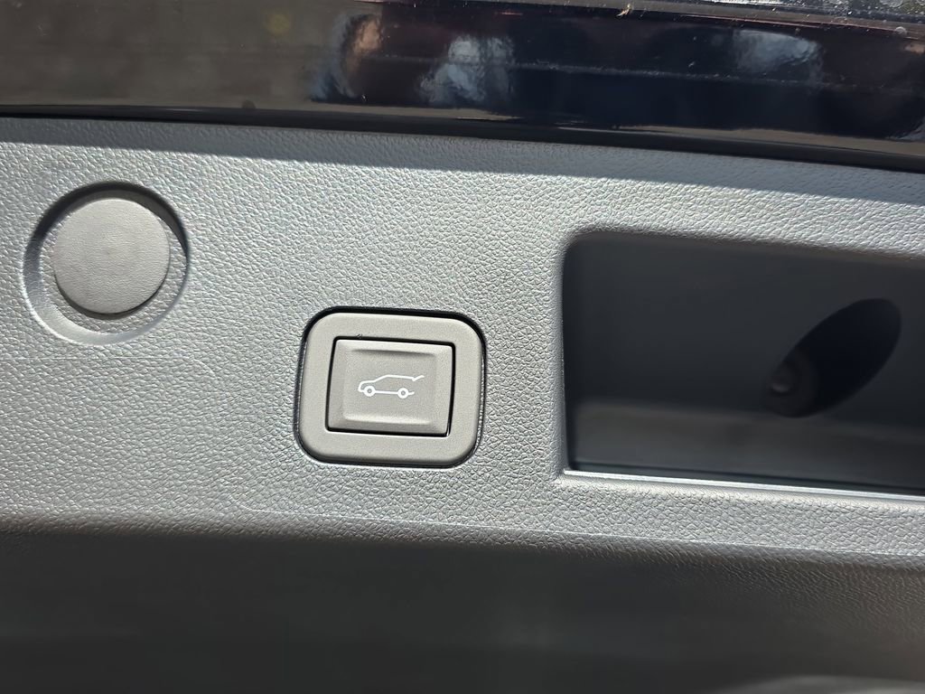 New 2026 GMC Terrain Elevation w/ Elevation Premium Package image 13