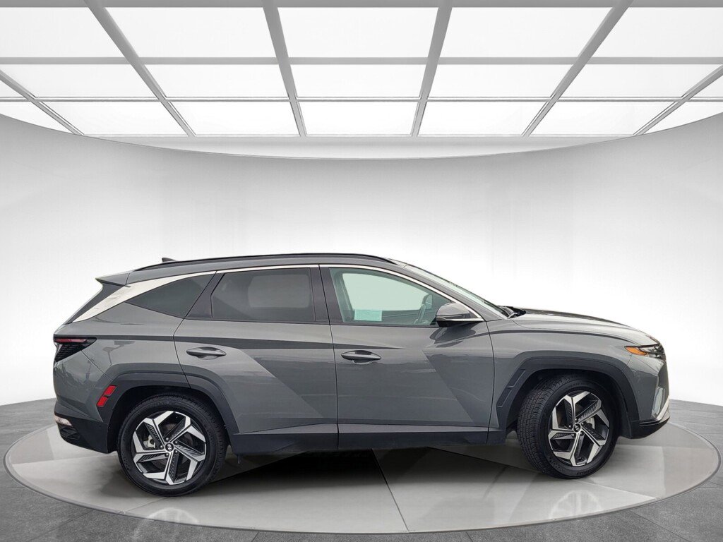 Used 2024 Hyundai Tucson Limited image 3