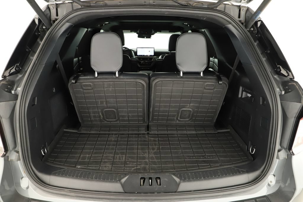 Used 2025 Ford Explorer ST AWD/4WD image 30