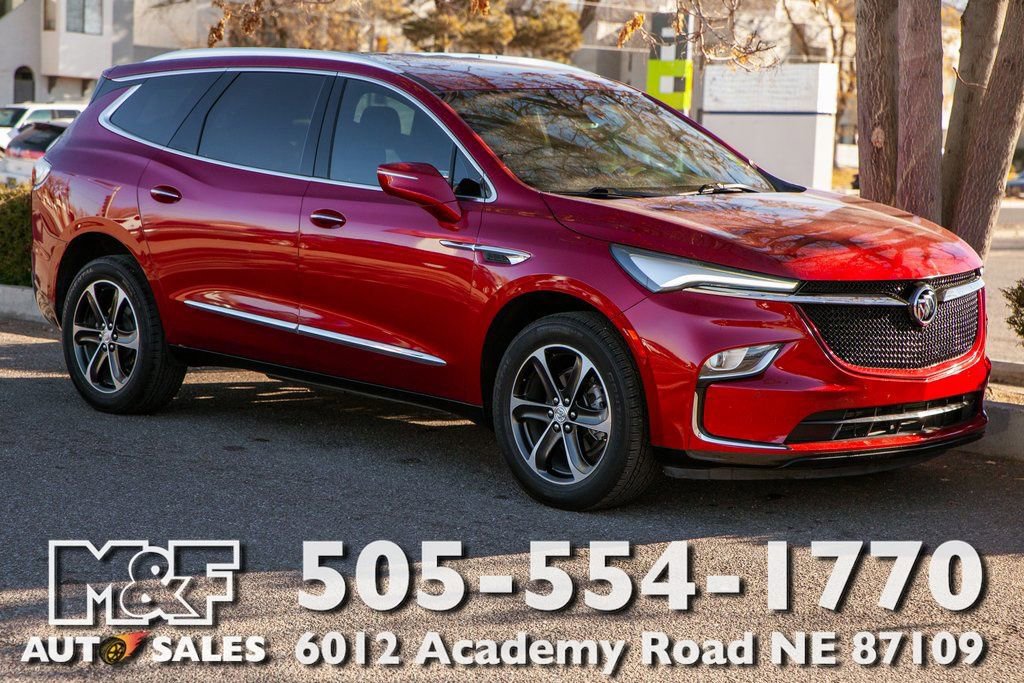 Used 2022 Buick Enclave Essence w/ Sport Touring Edition image 1