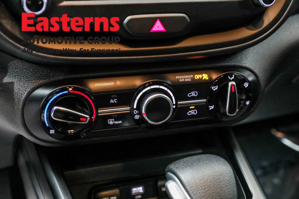 Used 2025 Kia Soul LX w/ LX Technology Package image 20