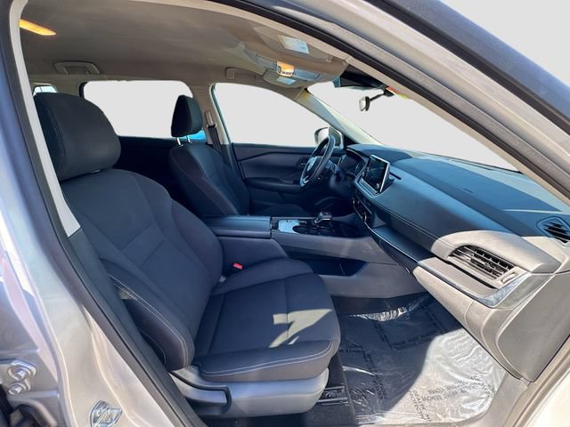 Used 2024 Nissan Rogue S FWD image 26