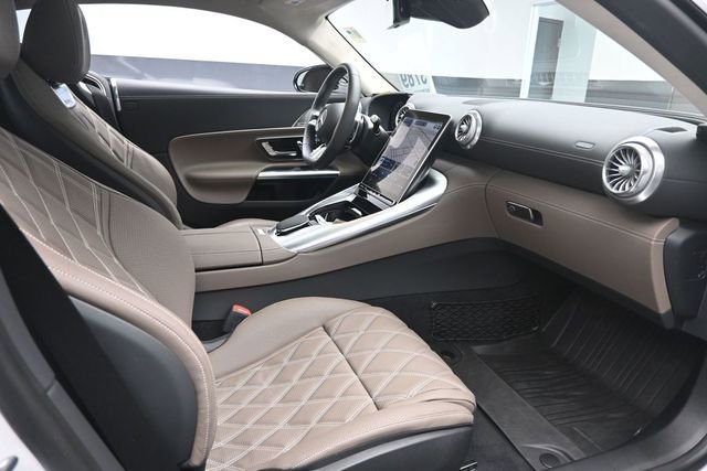 Used 2025 Mercedes-Benz AMG GT 43 image 26