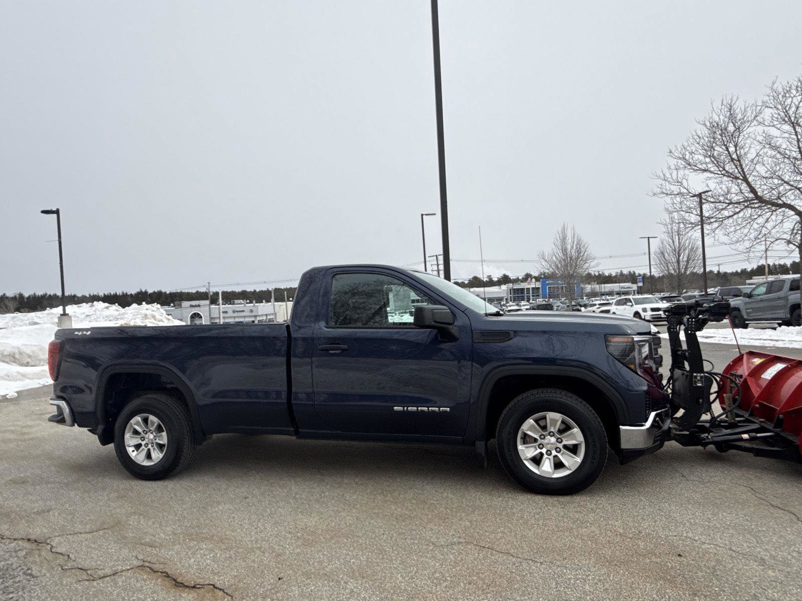 Used 2023 GMC Sierra 1500 Pro w/ Pro Value Package image 6