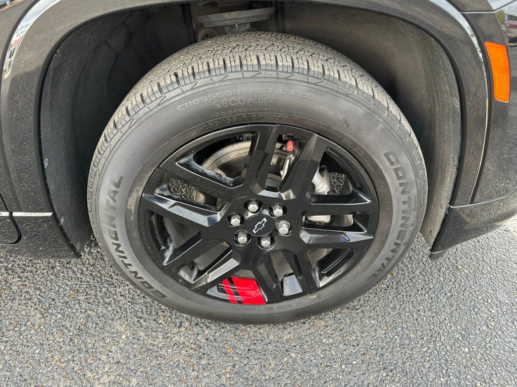 Used 2023 Chevrolet Traverse Premier w/ Redline Edition image 26