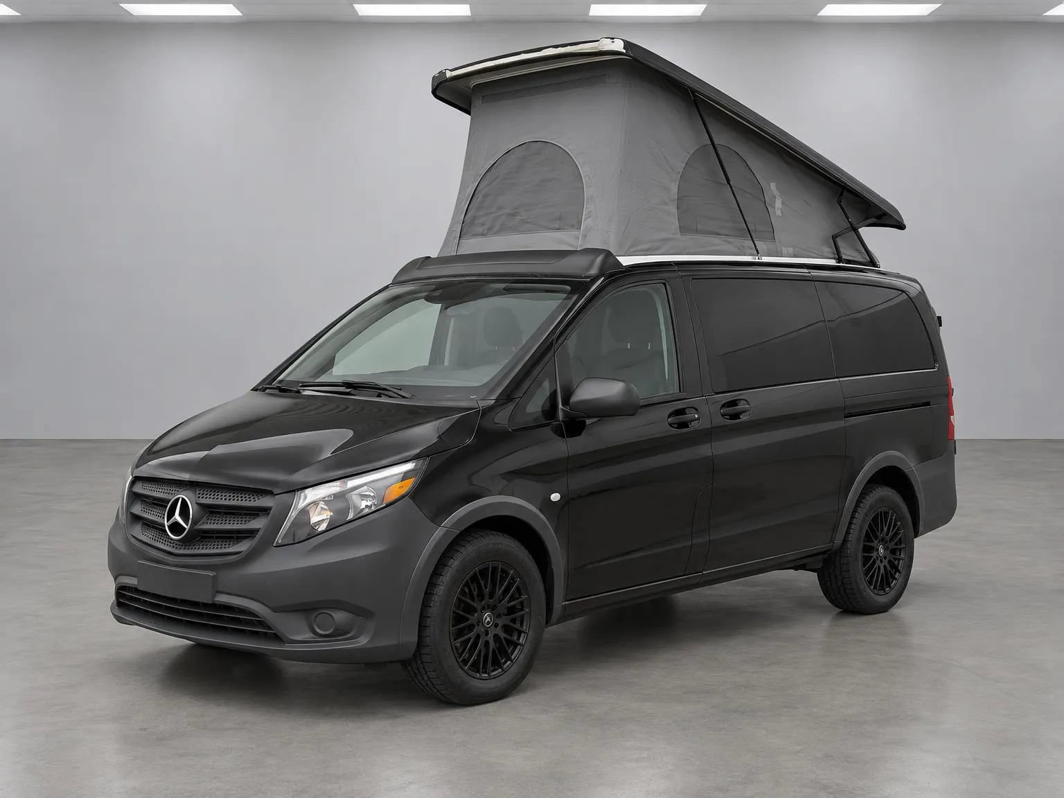 Used 2020 Mercedes-Benz Metris Passenger image 21