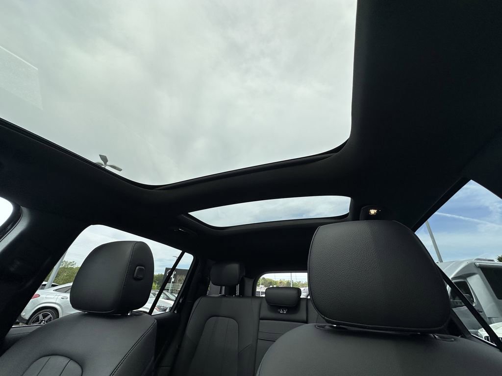 Certified 2025 Mercedes-Benz GLB 250 image 34