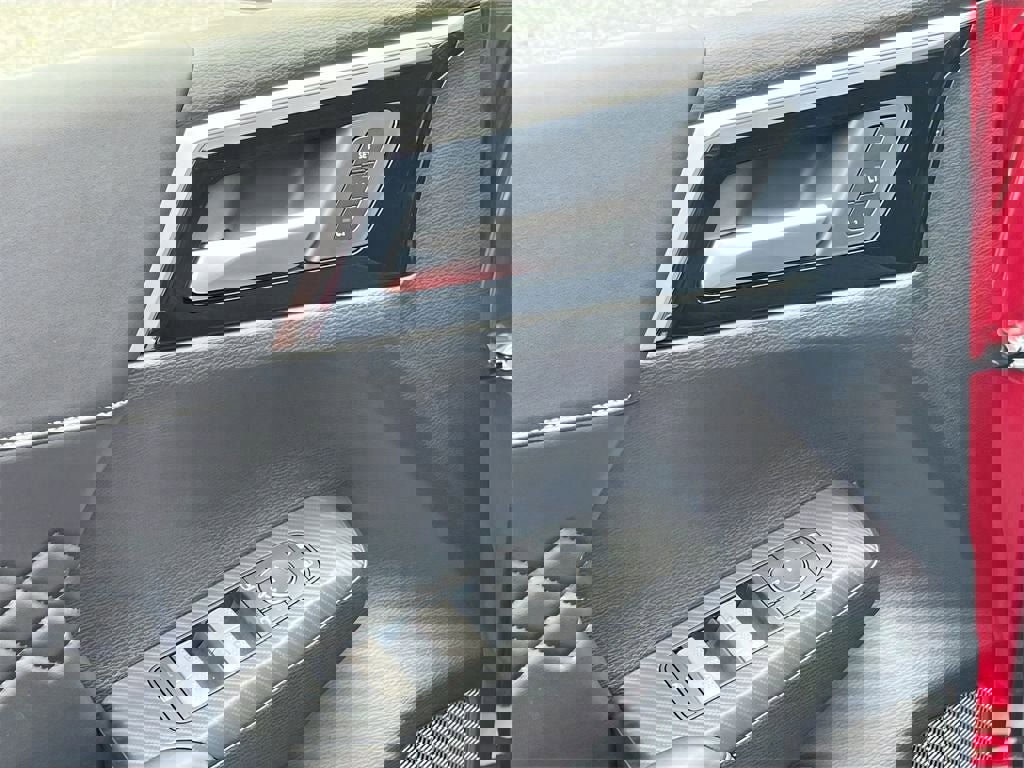 New 2025 Mitsubishi Outlander 4WD Plug-In Hybrid image 20