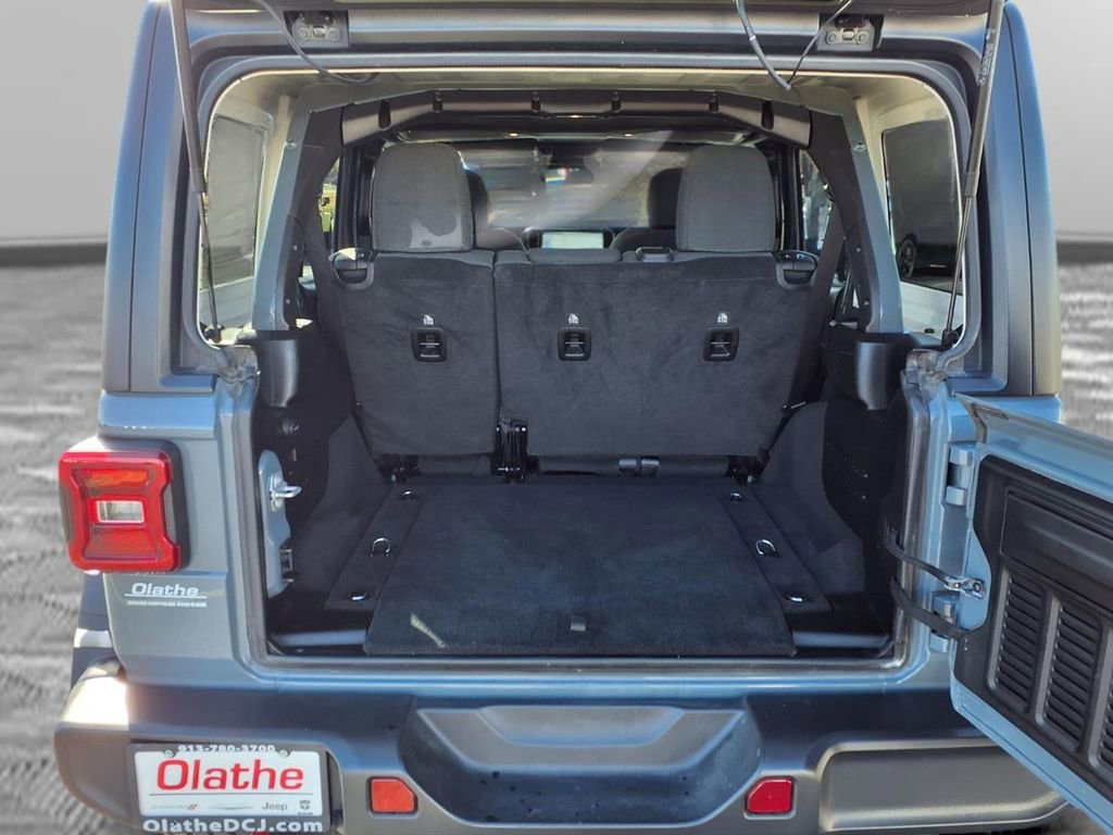 Certified 2024 Jeep Wrangler Unlimited Rubicon image 29