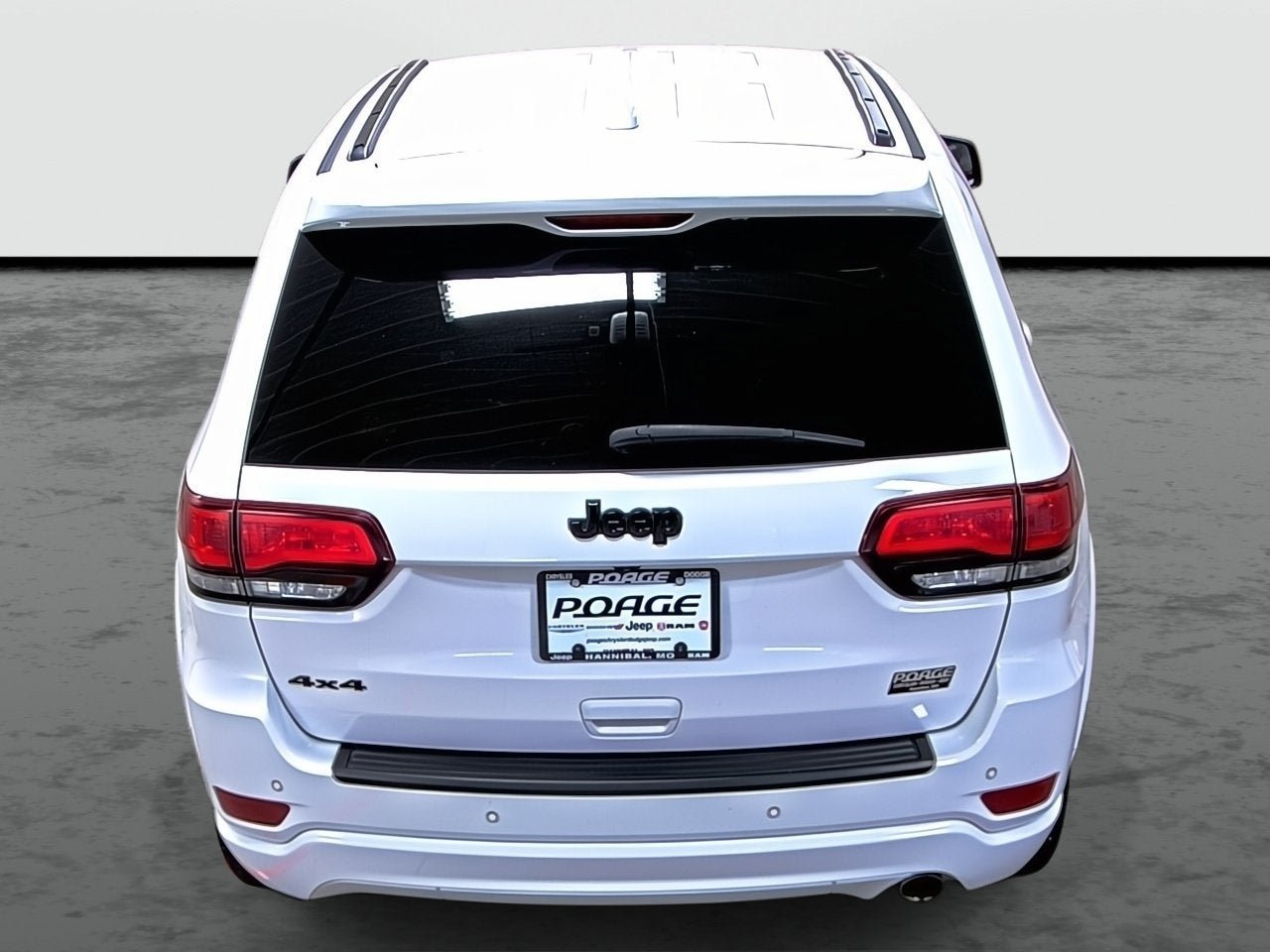 Used 2021 Jeep Grand Cherokee Laredo X AWD/4WD image 3