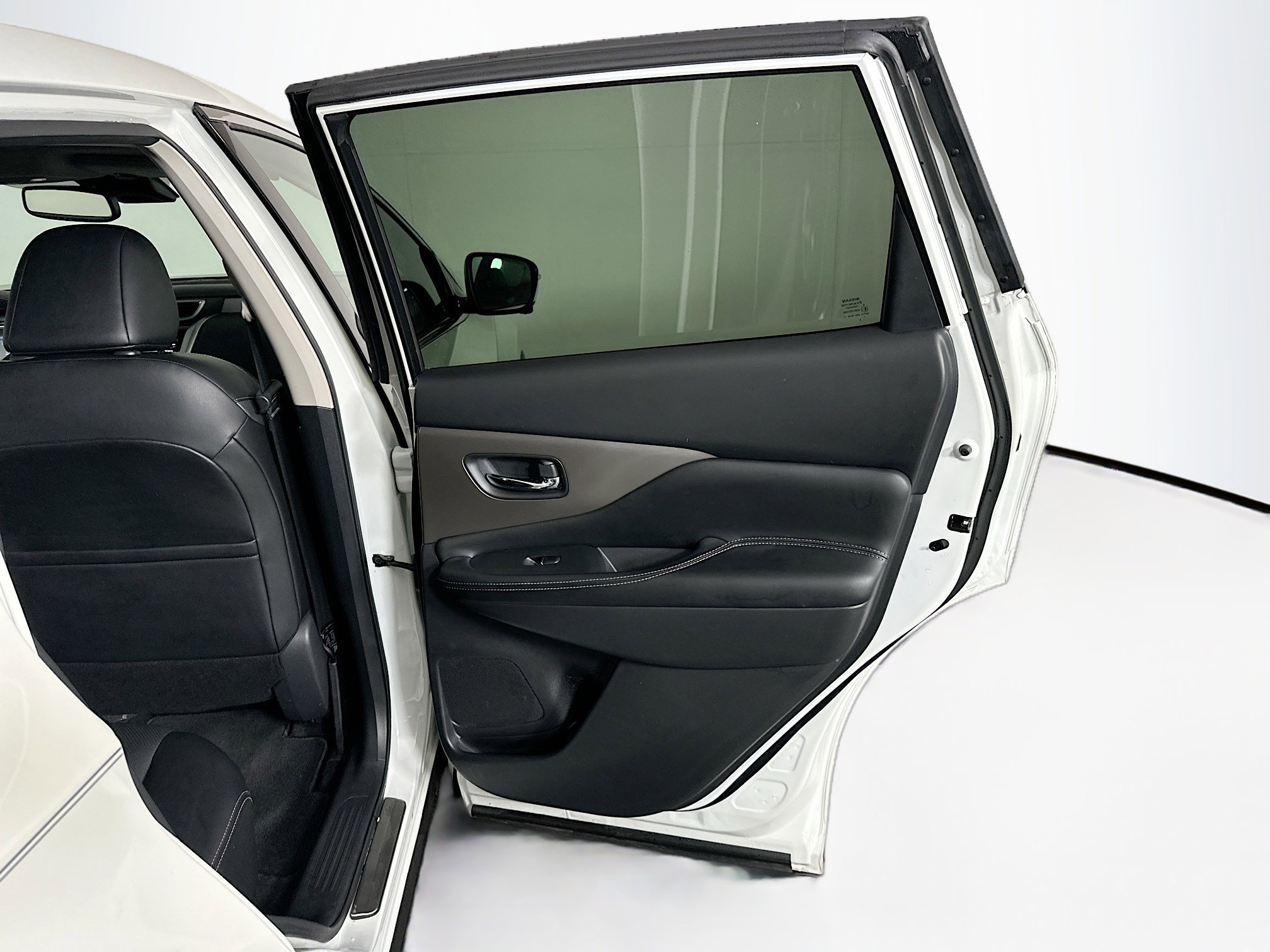 Used 2023 Nissan Murano SL w/ SL Moonroof Package FWD image 32