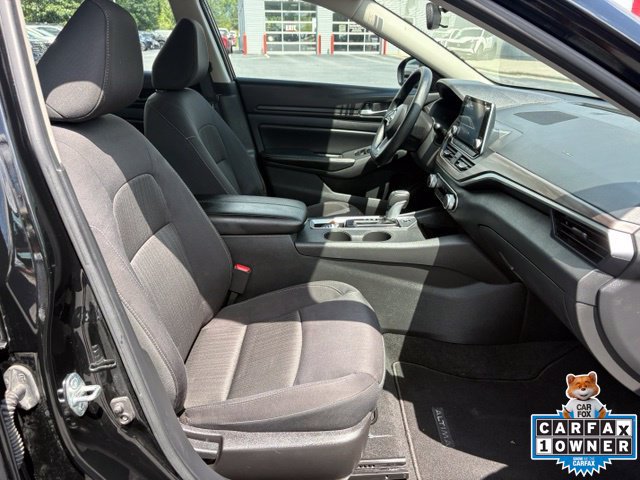 Used 2025 Nissan Altima 2.5 SV FWD image 23