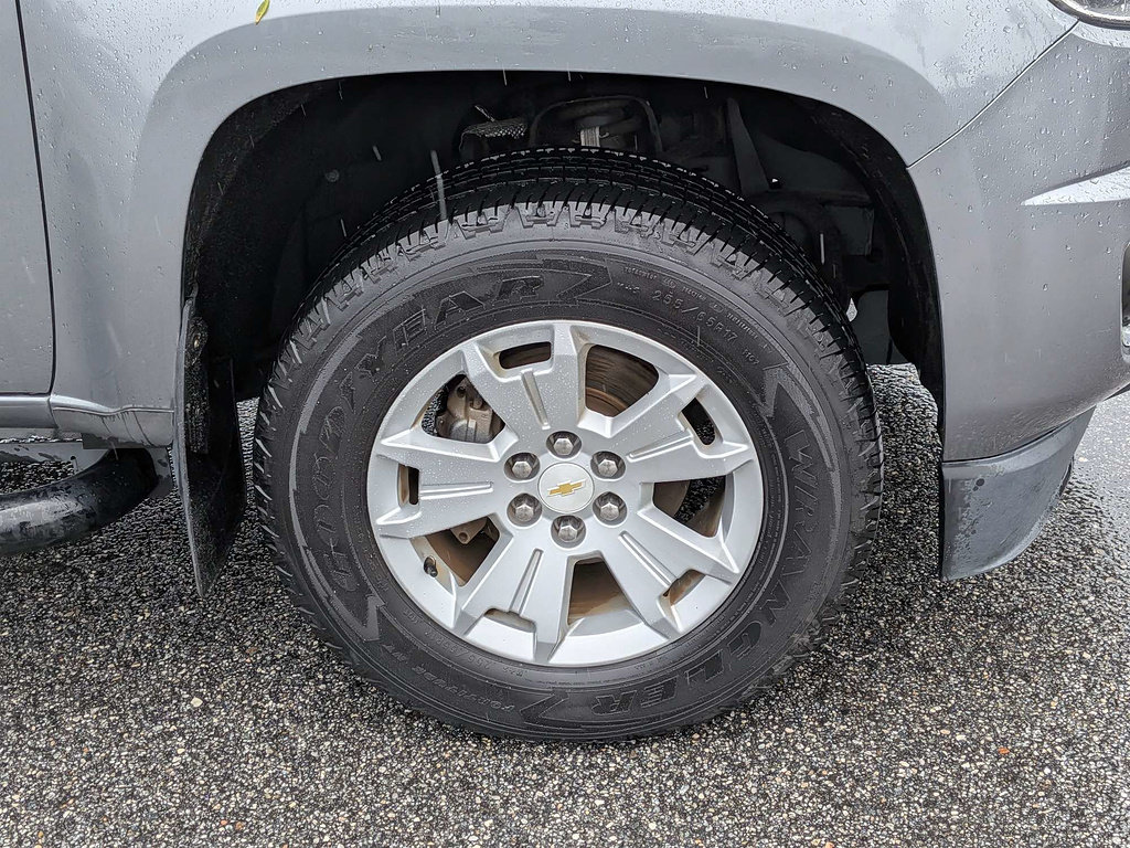 Used 2018 Chevrolet Colorado LT w/ LT Convenience Package AWD/4WD image 10