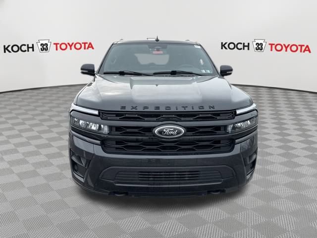 Used 2022 Ford Expedition Max Limited image 2