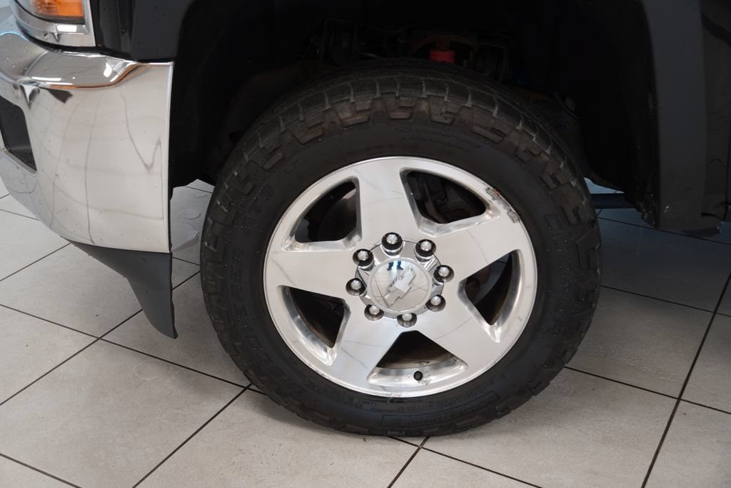 Used 2015 Chevrolet Silverado 2500 LTZ w/ Duramax Plus Package AWD/4WD image 16