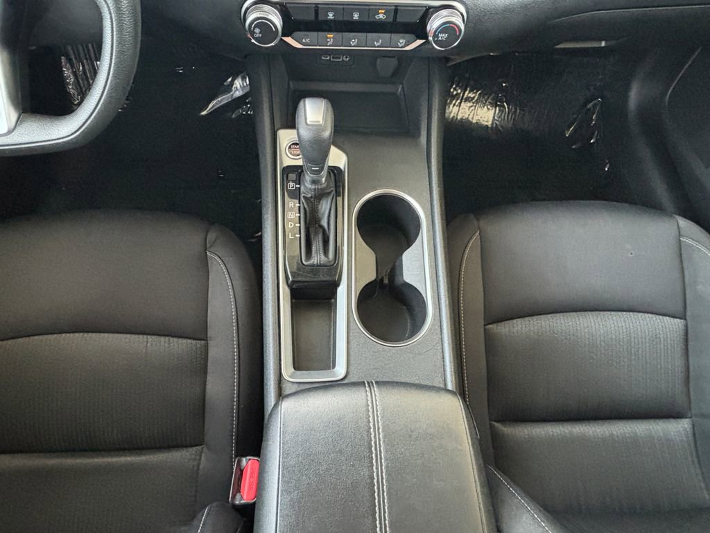 Used 2022 Nissan Altima 2.5 SV image 16