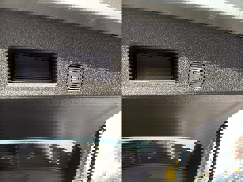 New 2026 Chevrolet Traverse RS image 29