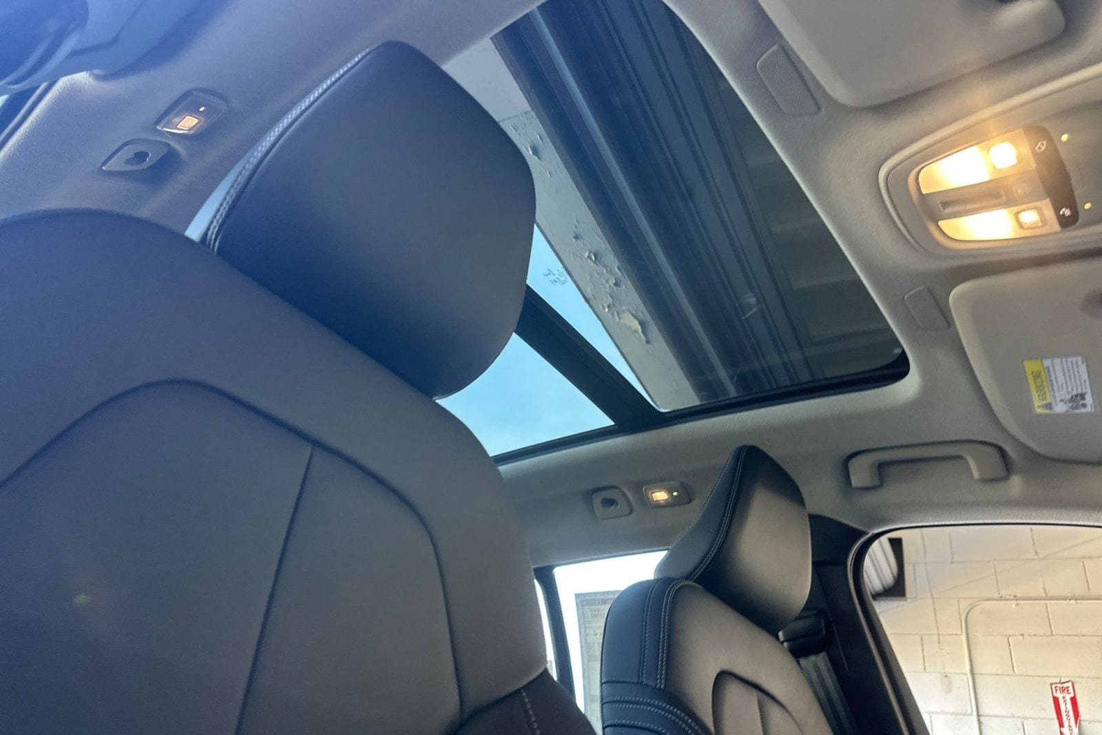 New 2026 Volvo XC40 B5 Plus w/ Climate Package AWD/4WD image 18