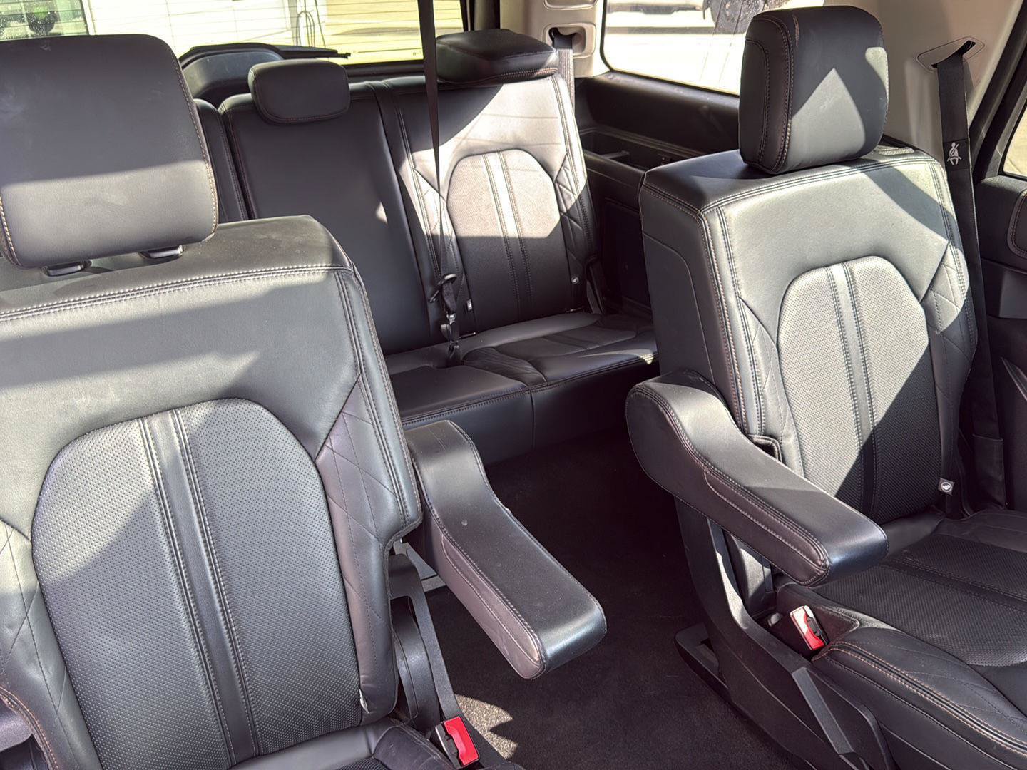 Used 2019 Ford Expedition Platinum RWD image 43