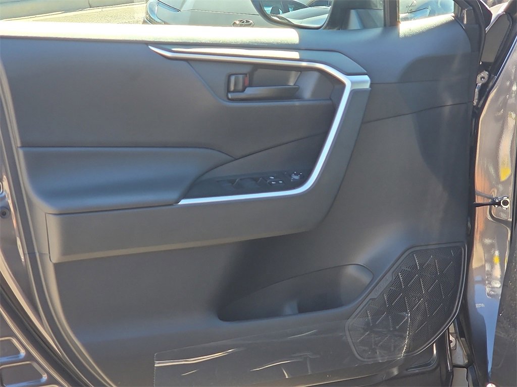 New 2025 Toyota RAV4 LE image 17