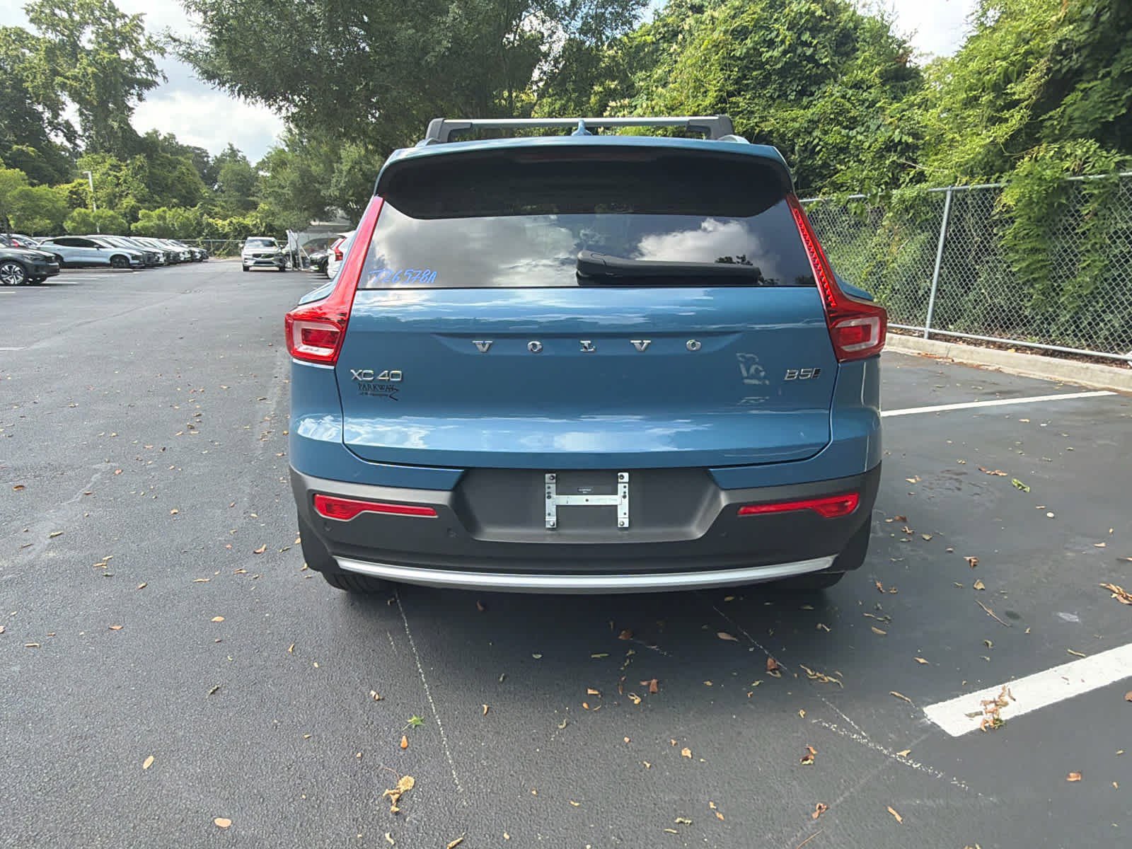 Certified 2023 Volvo XC40 B5 Plus w/ Climate Package AWD/4WD image 13