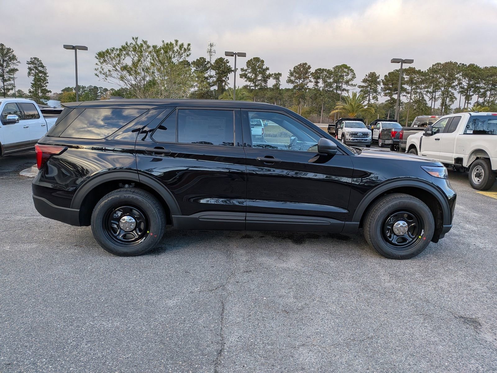 New 2026 Ford Explorer 4WD Police Interceptor image 4