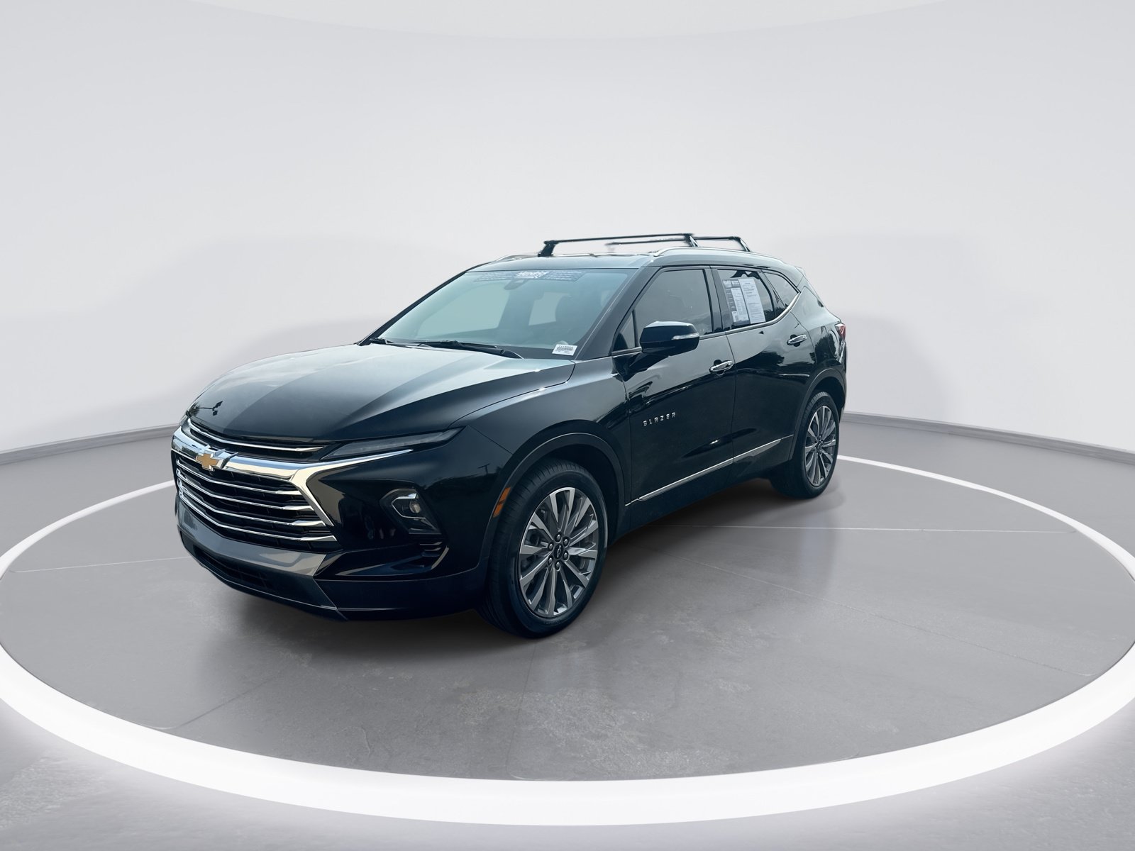Used 2023 Chevrolet Blazer Premier w/ Driver Confidence II Package FWD image 5
