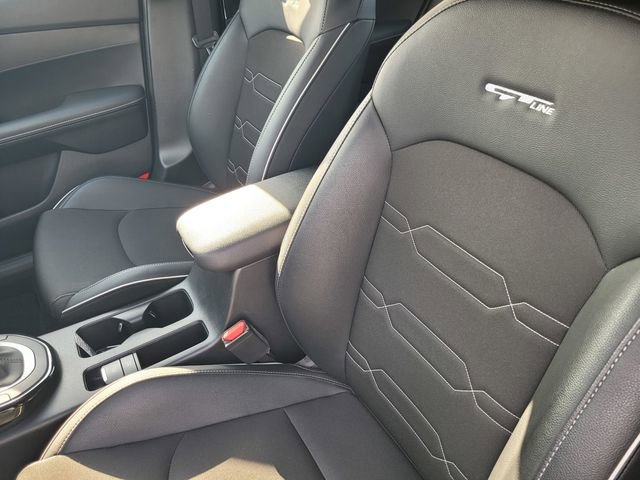 Used 2024 Kia Forte GT-Line image 11