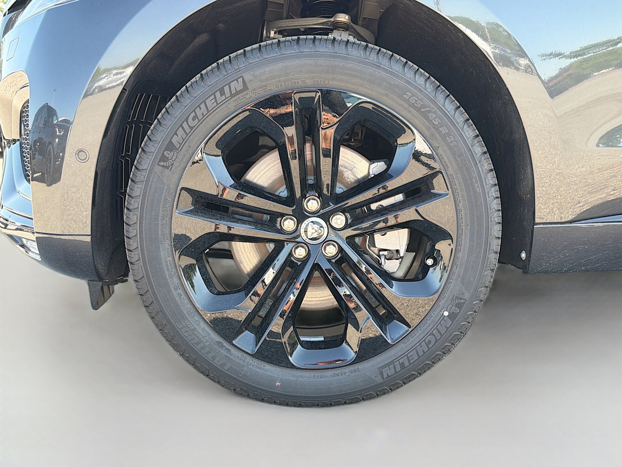 New 2026 Jaguar F-PACE R-Dynamic S AWD/4WD image 42