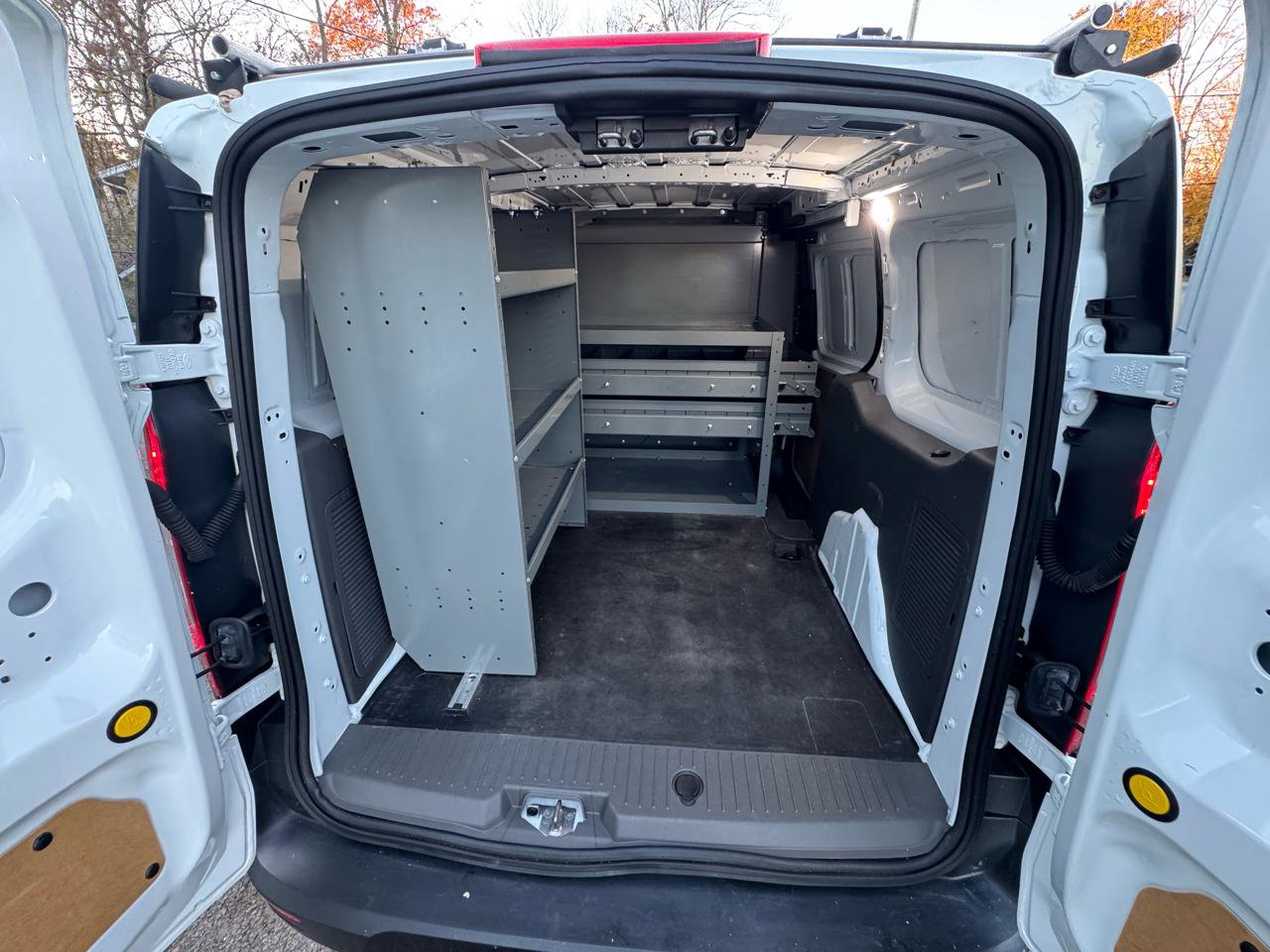 Used 2022 Ford Transit Connect XL FWD image 29