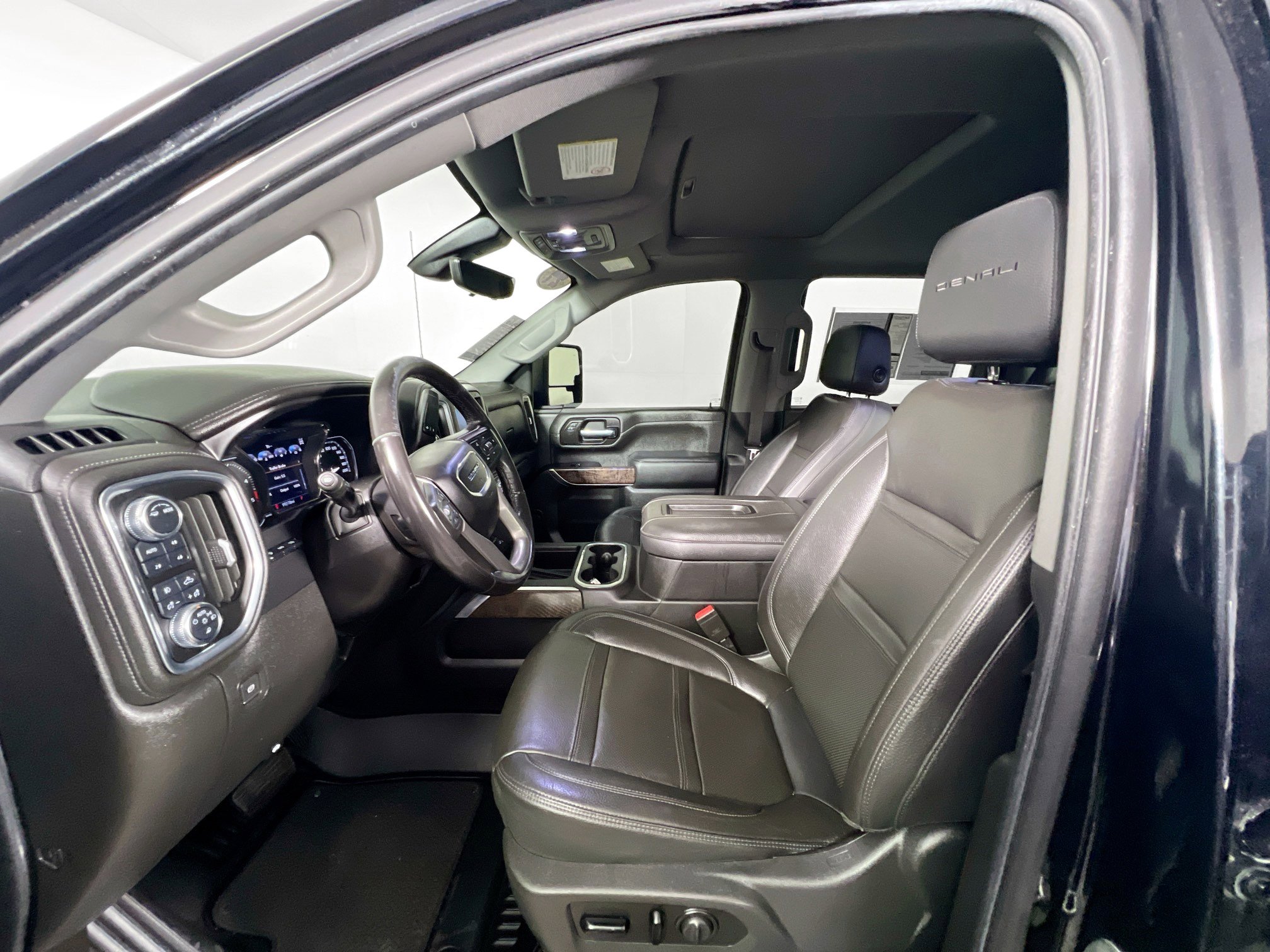 Used 2021 GMC Sierra 2500 Denali w/ Denali Ultimate Package image 14