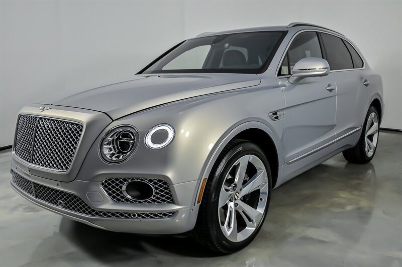 Used 2019 Bentley Bentayga AWD/4WD image 5