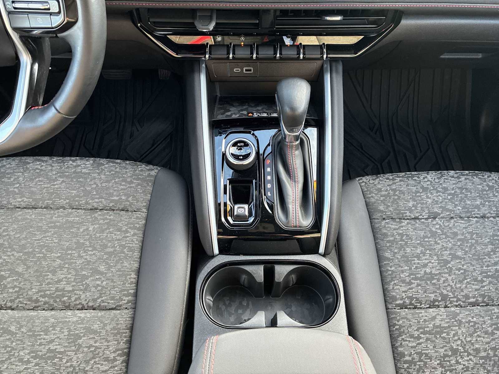 Used 2023 Chevrolet Colorado Z71 image 15