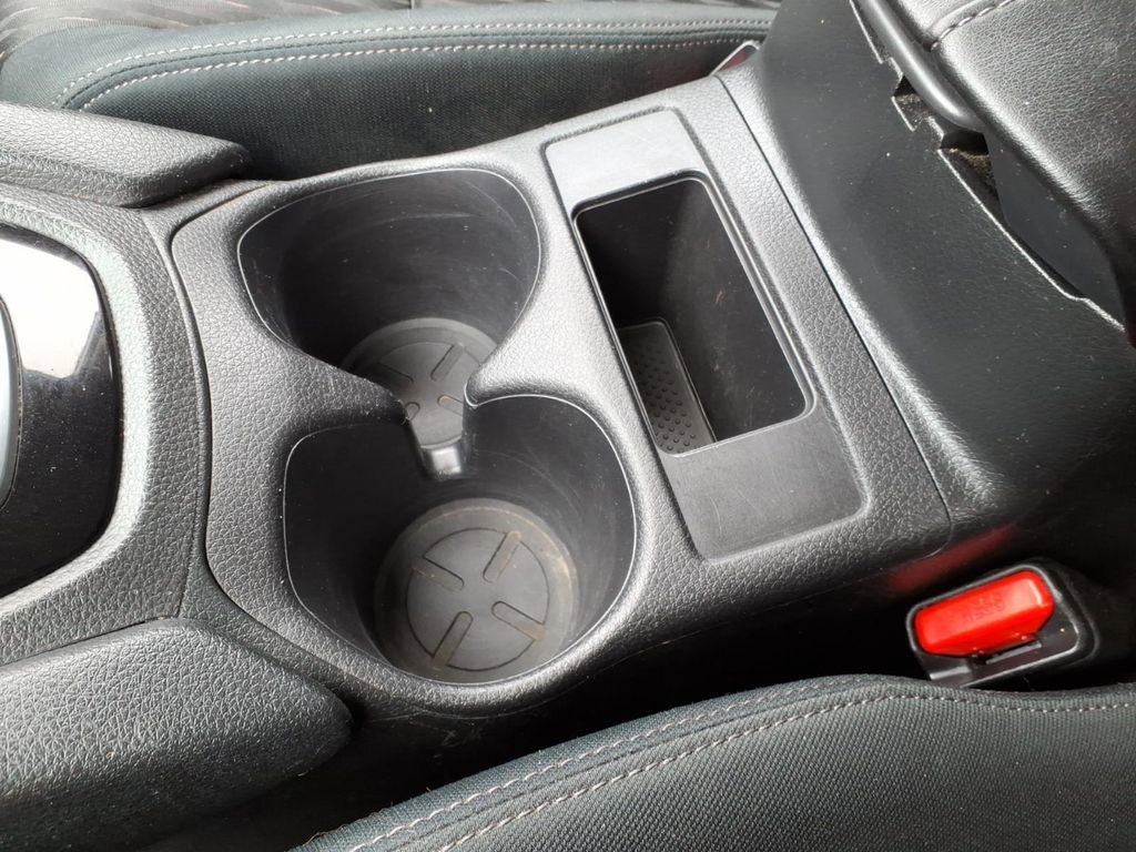 Used 2020 Nissan Rogue S image 26