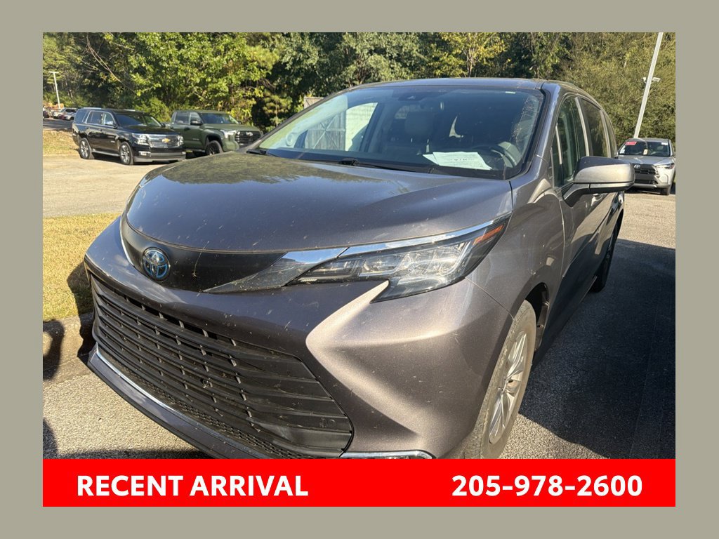Used 2023 Toyota Sienna XLE w/ XLE Plus Package