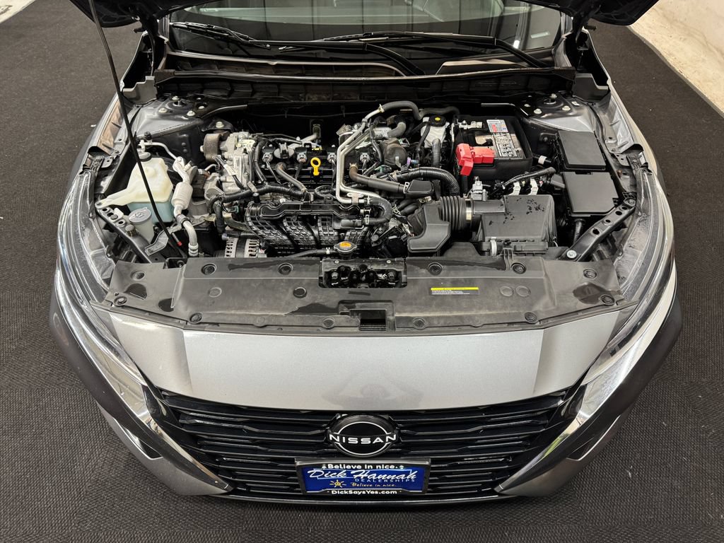 Used 2024 Nissan Altima 2.5 S FWD image 10