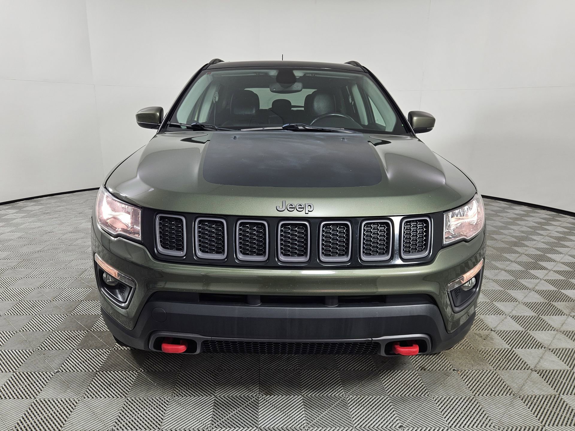 Used 2019 Jeep Compass Trailhawk w/ Cold Weather Group image 2