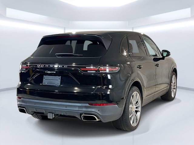 Used 2023 Porsche Cayenne w/ Premium Package AWD/4WD image 9