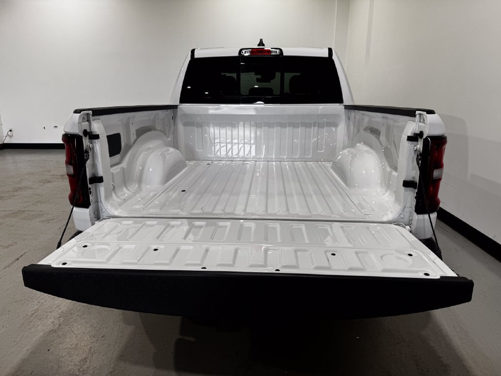 New 2026 RAM 1500 Warlock AWD/4WD image 26