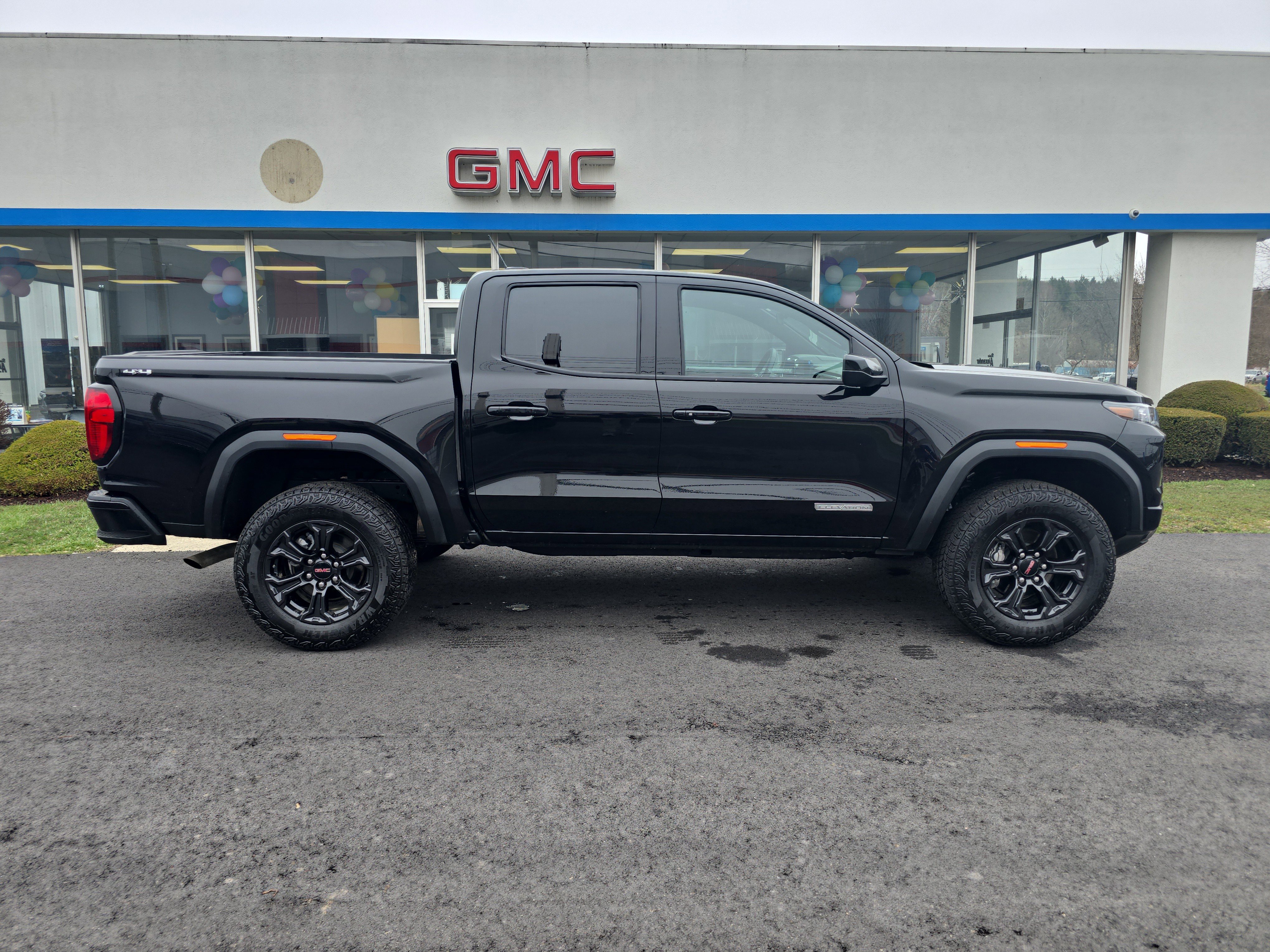 Used 2025 GMC Canyon Elevation AWD/4WD video 2