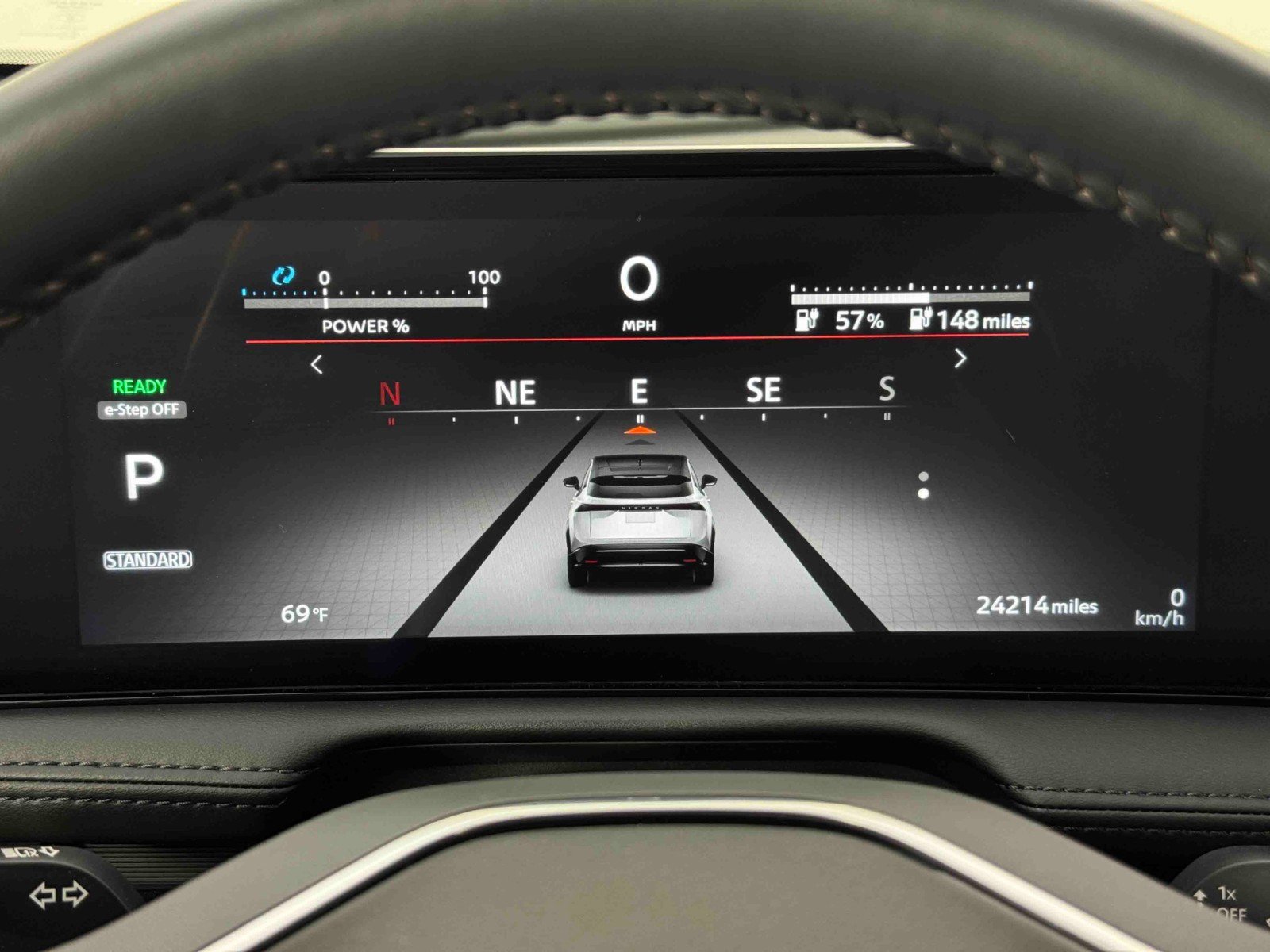 Used 2024 Nissan Ariya FWD image 17