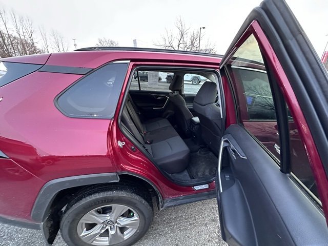 Used 2023 Toyota RAV4 XLE image 9