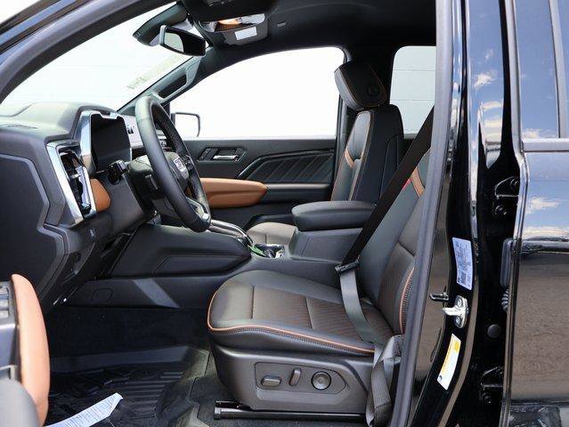 New 2025 GMC Canyon AT4 w/ Nightfall Edition image 20