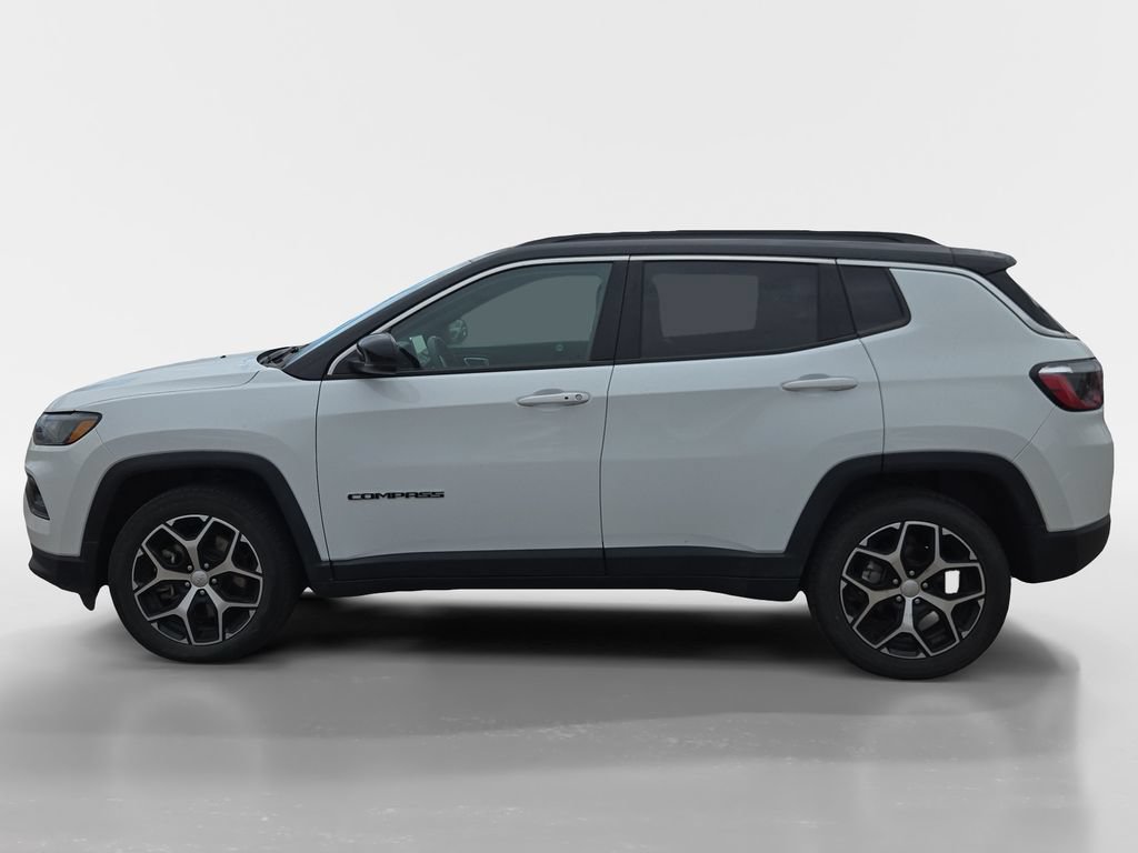 Used 2024 Jeep Compass Limited AWD/4WD image 2