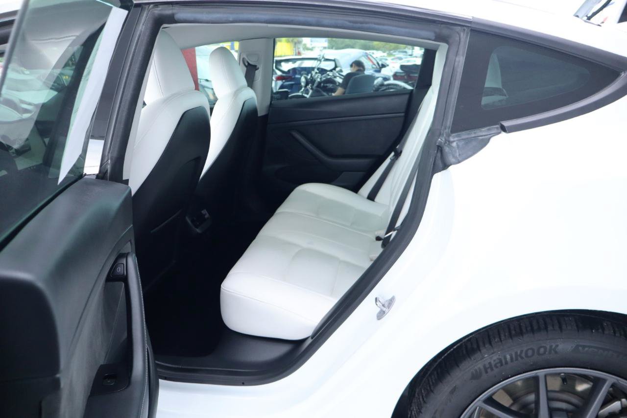 Used 2023 Tesla Model 3 Standard Range RWD image 27