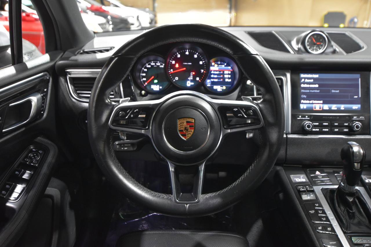 Used 2018 Porsche Macan AWD/4WD image 19